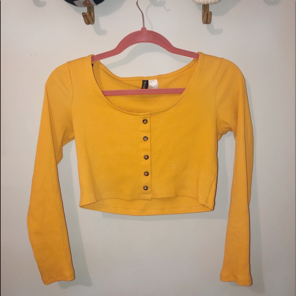 H&M Cropped Sweater